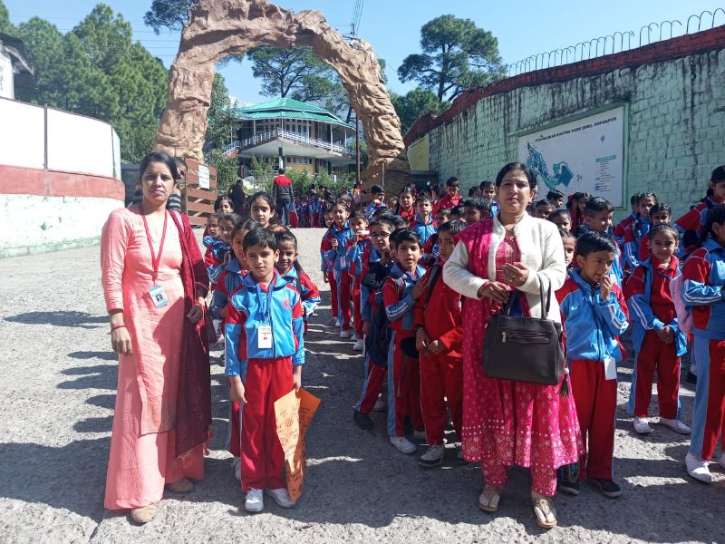 best school in palampur