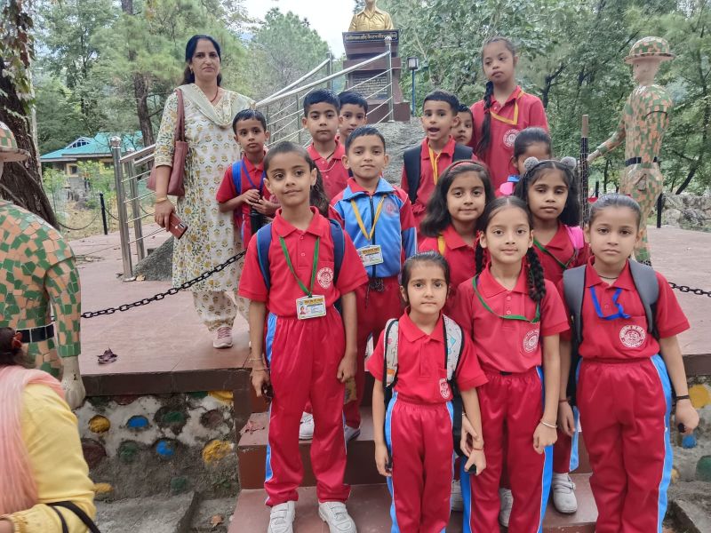 best school in palampur