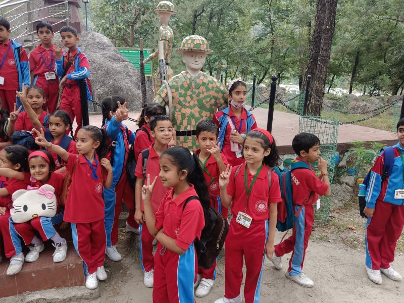 best school in palampur