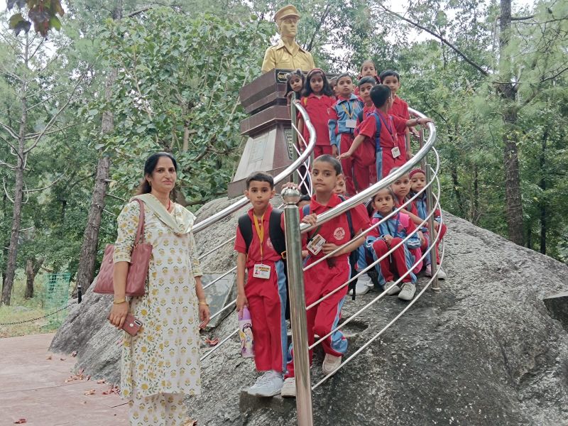 best school in palampur