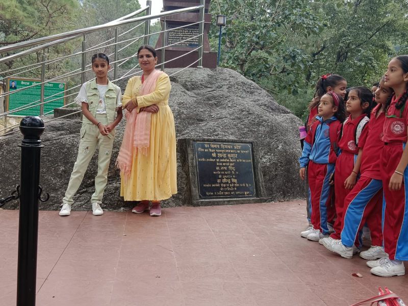 best school in palampur